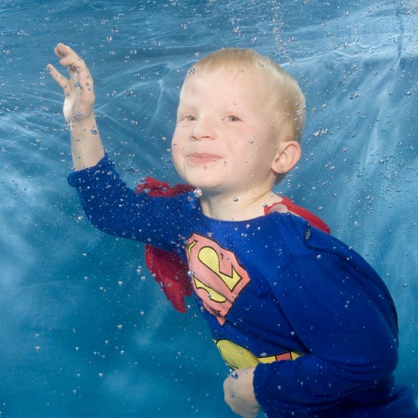 Baby swimmimg lessons & Toddler swimming Sheffield & Chesterfield